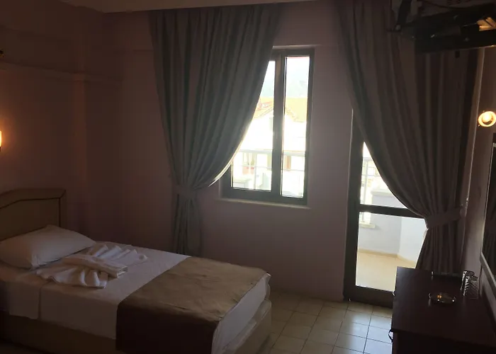 London Blue 3* مرمريس