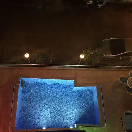 London Blue Hotel