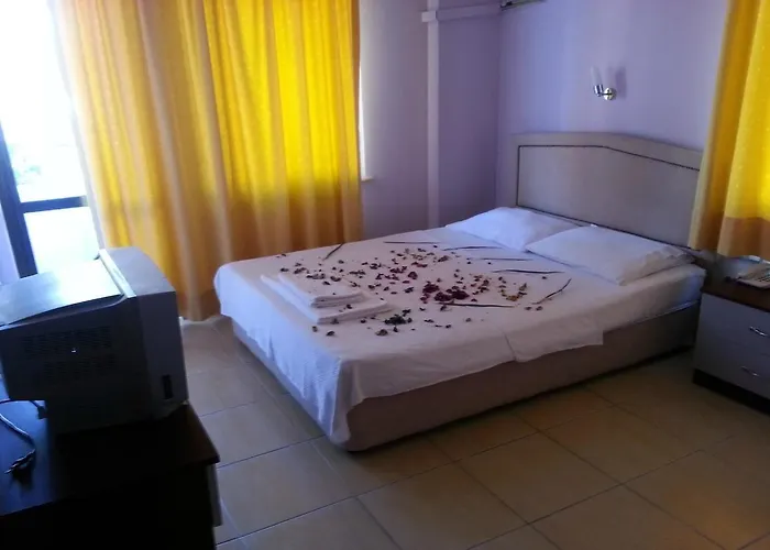 Hotel London Blue 3*