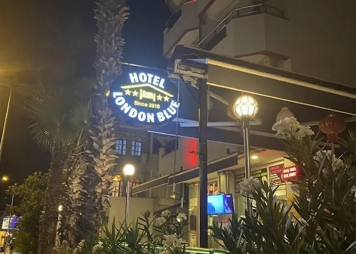 London Blue Hotel 3*