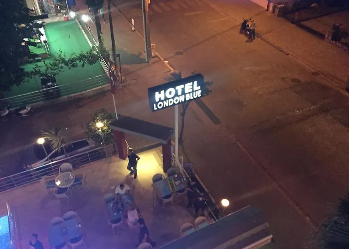 London Blue 3* マルマリス