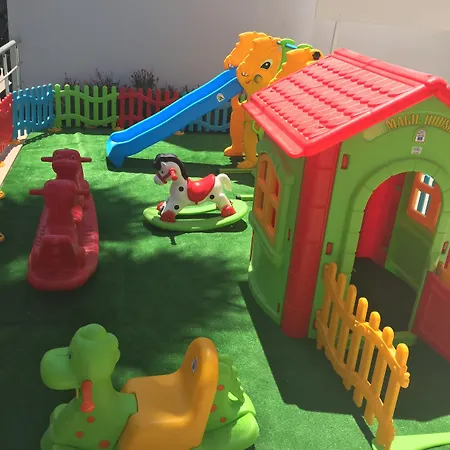 London Blue Hotel 3*