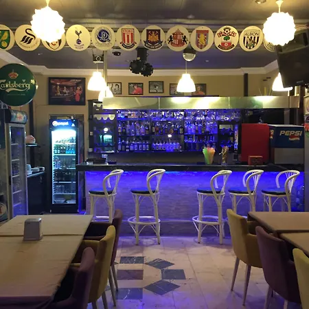 London Blue Hotel 3*