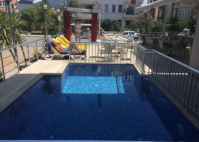 London Blue Hotell 3*